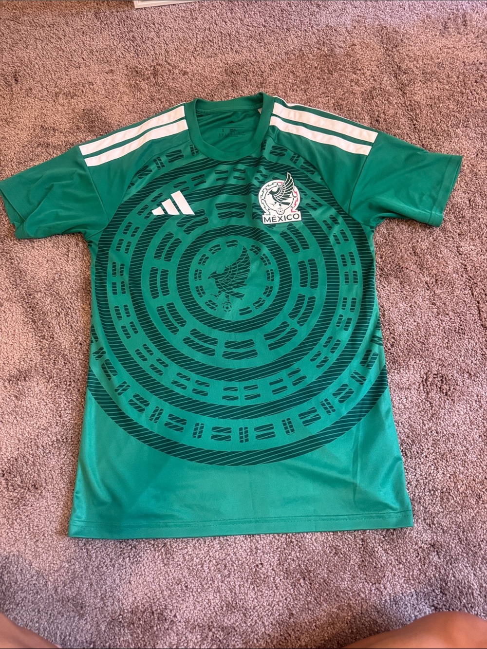 adidas men’s  authentic Mexico Green Soccer Jersey with Circular Graphic